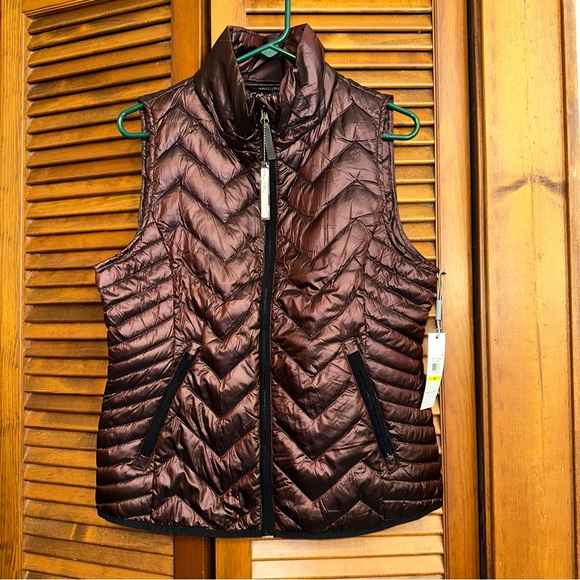 Calvin Klein Performance Jackets & Blazers - NWT Calvin Klein Performance burgundy down vest w/ detachable hood, size M
